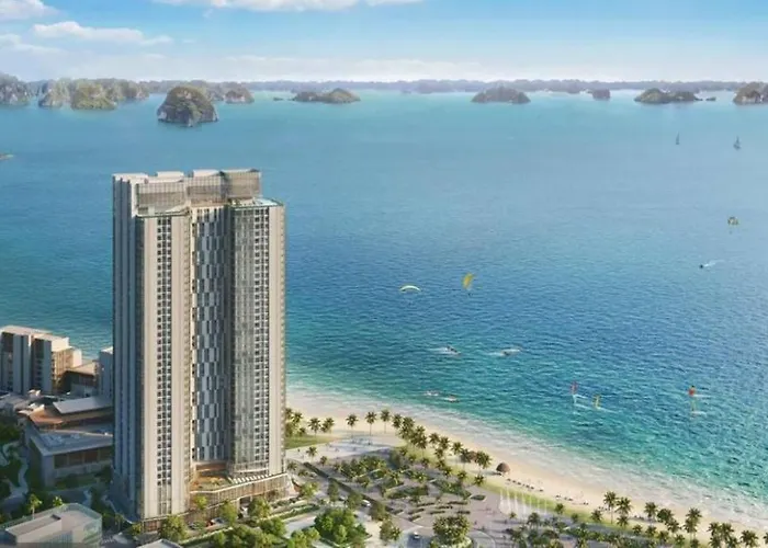Phuong * Ha Long